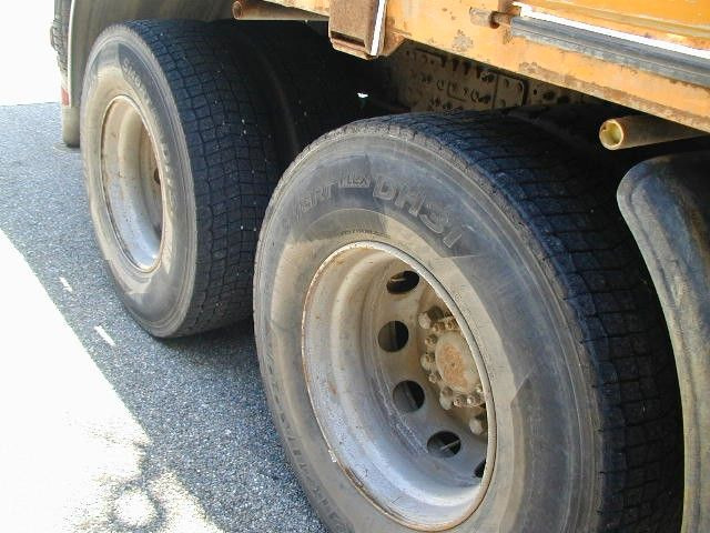 Volvo FH 12 6x4 Volvo FH 12 6x4 - Platforminis/ Bortinis sunkvežimis, Sunkvežimis su kranu: foto 5 Volvo FH 12 6x4 Volvo FH 12 6x4 - Platforminis/ Bortinis sunkvežimis, Sunkvežimis su kranu: foto 5