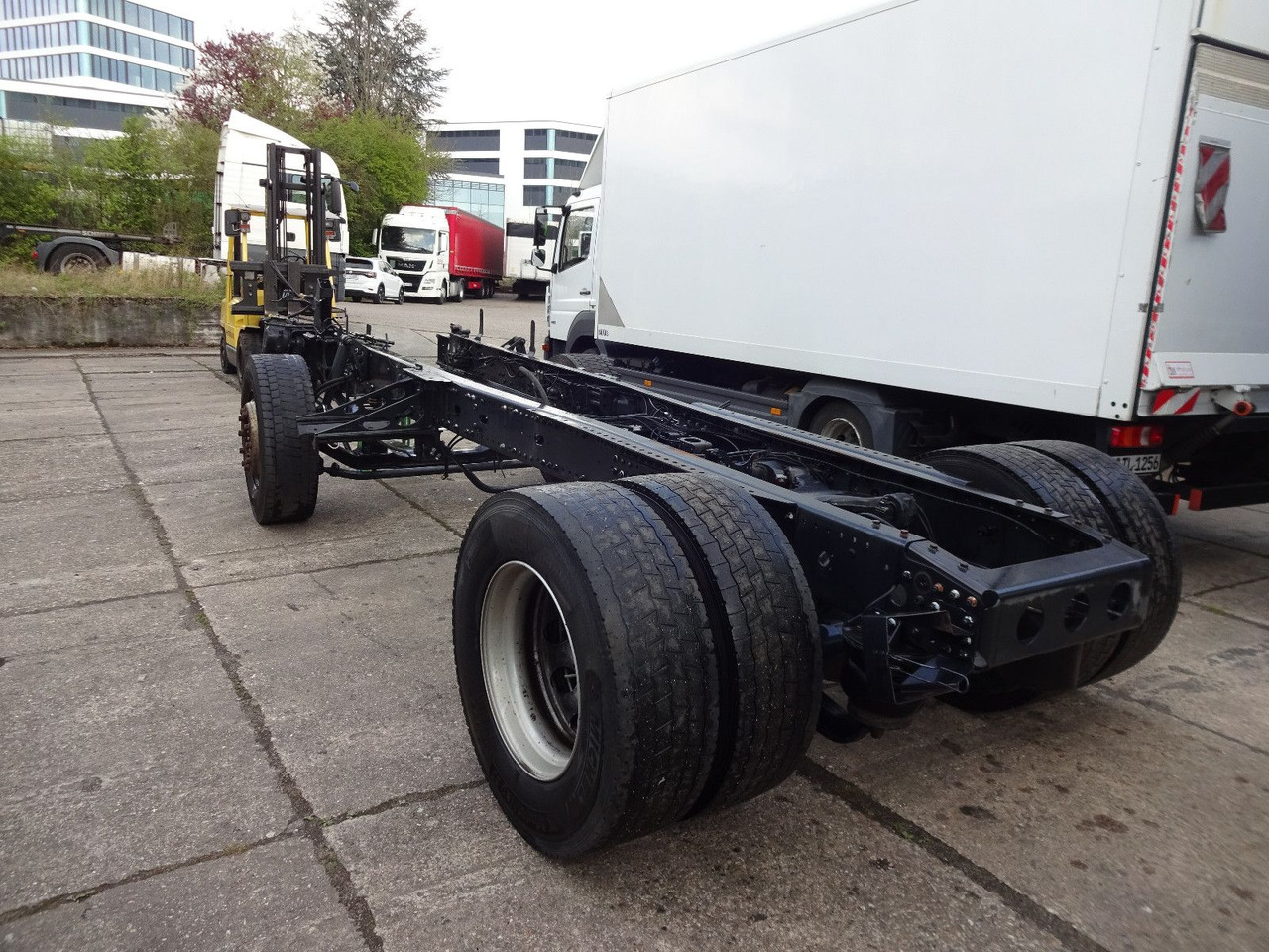 MAN TGX 18.480, Chassis mit Hinterachse, Bj-2016 - Vilkikas: foto 3 MAN TGX 18.480, Chassis mit Hinterachse, Bj-2016 - Vilkikas: foto 3