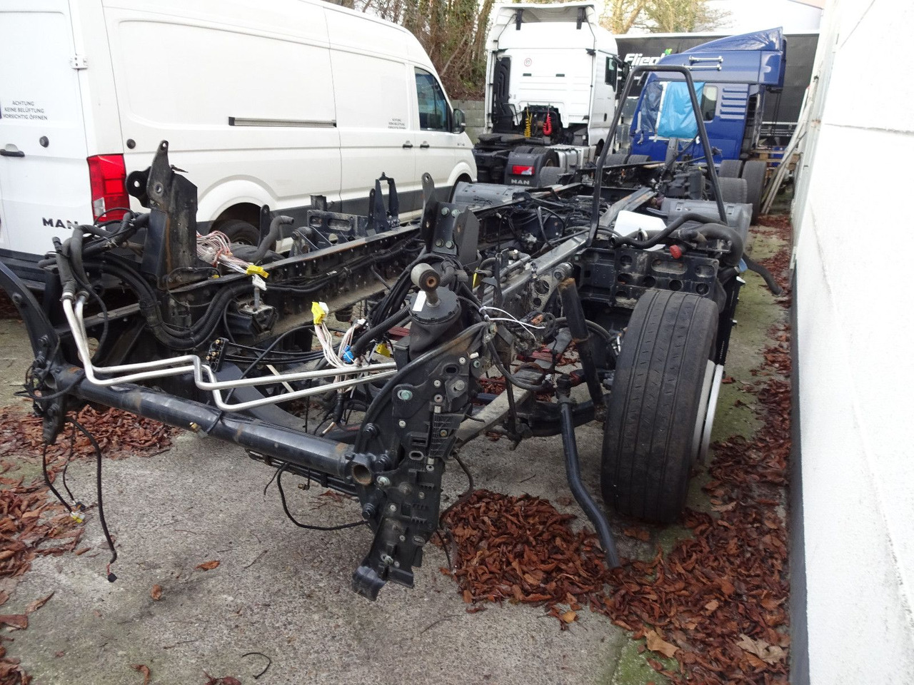 MAN TGX , Chassi mit Hinterachse, Bj-2016 - Vilkikas: foto 4 MAN TGX , Chassi mit Hinterachse, Bj-2016 - Vilkikas: foto 4