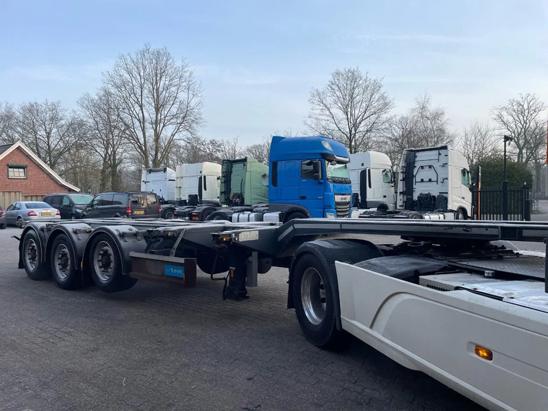 D-Tec FLEXITRAILER 2x20/30/40/45 FT Multi HC SAF Discbrakes Liftaxle APK 03/2026! - Konteineris-vežimus/ Sukeisti kūną puspriekabė: foto 3 D-Tec FLEXITRAILER 2x20/30/40/45 FT Multi HC SAF Discbrakes Liftaxle APK 03/2026! - Konteineris-vežimus/ Sukeisti kūną puspriekabė: foto 3
