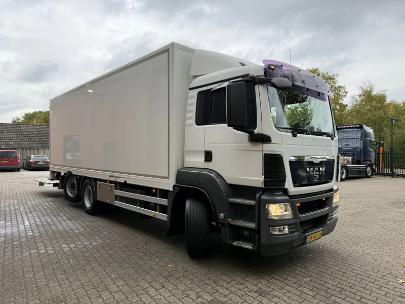 MAN TGS 26.320 Koffer Stuuras AHK 2500KG LBW 580.347KM! NL Truck - Furgonas sunkvežimis: foto 2 MAN TGS 26.320 Koffer Stuuras AHK 2500KG LBW 580.347KM! NL Truck - Furgonas sunkvežimis: foto 2