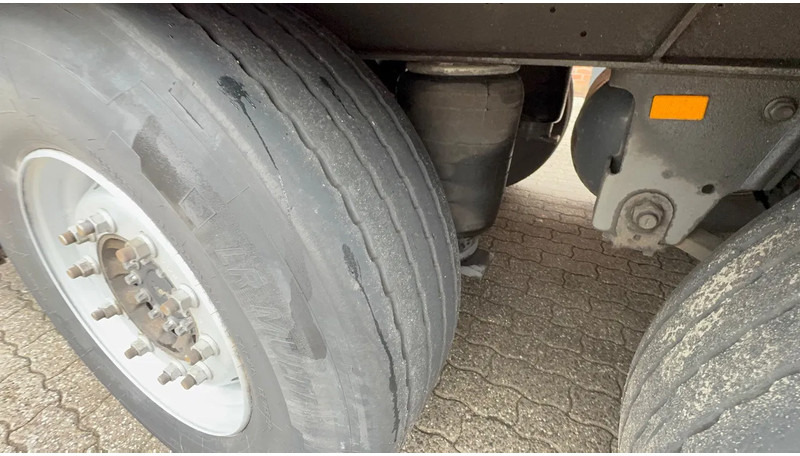 Izoterminis puspriekabė Schmitz Cargobull SKO 24 5x Meatrails Rohrbahnen Fleisch Carrier Vector 1950MT: foto 14