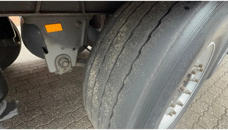 Izoterminis puspriekabė Schmitz Cargobull SKO 24 5x Meatrails Rohrbahnen Fleisch Carrier Vector 1950MT: foto 15