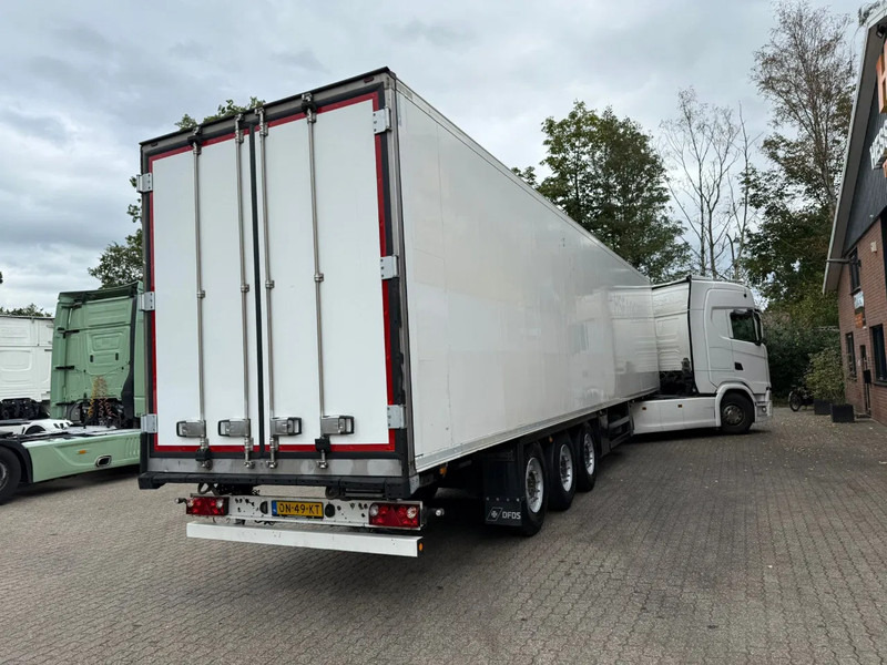 Schmitz Cargobull SKO 24 5x Meatrails Rohrbahnen Fleisch Carrier Vector 1950MT let op!! vol vleeshaken en 2 reservewielen - Izoterminis puspriekabė: foto 2 Schmitz Cargobull SKO 24 5x Meatrails Rohrbahnen Fleisch Carrier Vector 1950MT let op!! vol vleeshaken en 2 reservewielen - Izoterminis puspriekabė: foto 2
