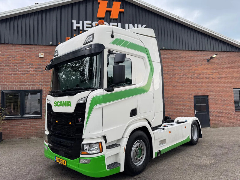Scania R450 4X2 Standairco LED NL Truck APK/TUV 09/2025 - Vilkikas: foto 1 Scania R450 4X2 Standairco LED NL Truck APK/TUV 09/2025 - Vilkikas: foto 1