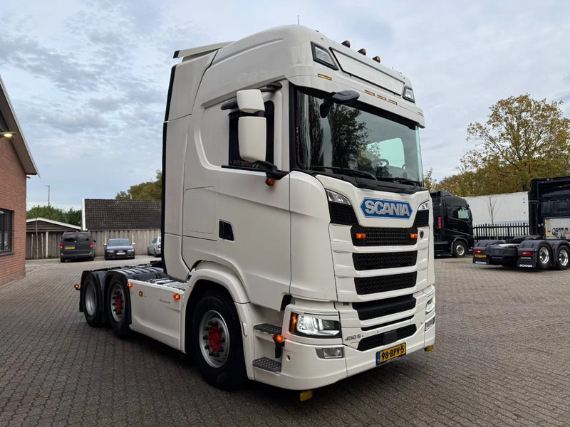 Scania S450 6X2 Full-Air Retarder Standairco 2X Tank Smarttacho 2 APK 09/2026 - Vilkikas: foto 2 Scania S450 6X2 Full-Air Retarder Standairco 2X Tank Smarttacho 2 APK 09/2026 - Vilkikas: foto 2