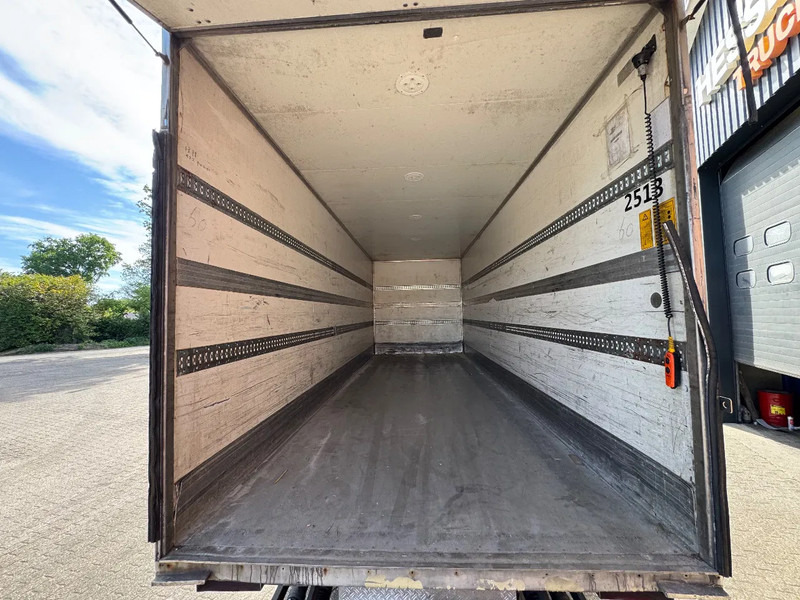 Volvo FM 13 420 4X2 7.5M Koffer AHK 2.500KG LBW NL Truck - Furgonas sunkvežimis: foto 4 Volvo FM 13 420 4X2 7.5M Koffer AHK 2.500KG LBW NL Truck - Furgonas sunkvežimis: foto 4