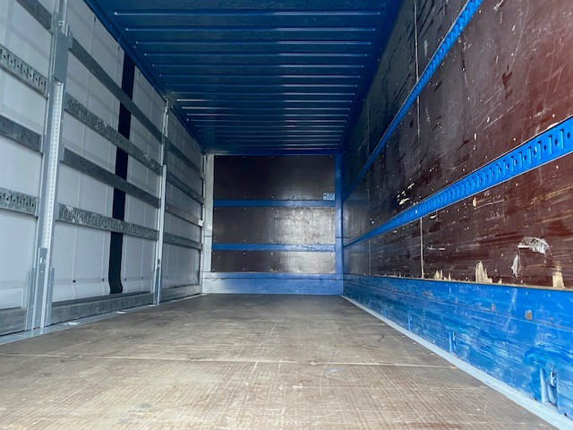 Kėbulas - furgonas Krone BDF-System 7.450 mm lang, LACK NEU in weißaluminium: foto 6 Kėbulas - furgonas Krone BDF-System 7.450 mm lang, LACK NEU in weißaluminium: foto 6