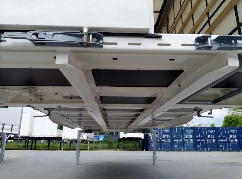 Krone BDF-System, 7.820 mm lang. - Tentinis kėbulas: foto 5 Krone BDF-System, 7.820 mm lang. - Tentinis kėbulas: foto 5