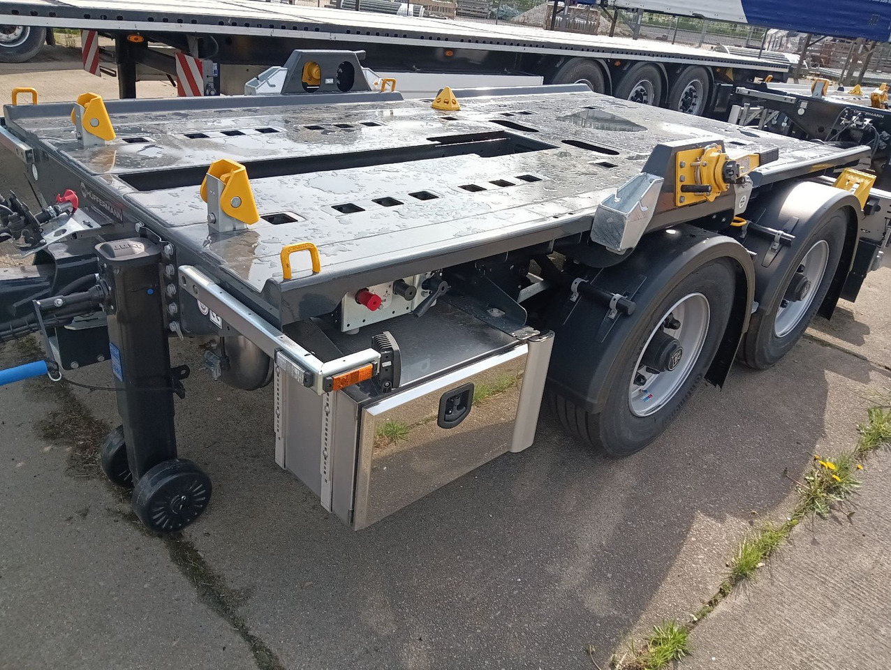 Hüffermann 2-A-MINI-CARRIER SAFETYFIX VERZINKT NEU FULLOPTI - Kablio/ Skip loader priekaba: foto 1 Hüffermann 2-A-MINI-CARRIER SAFETYFIX VERZINKT NEU FULLOPTI - Kablio/ Skip loader priekaba: foto 1