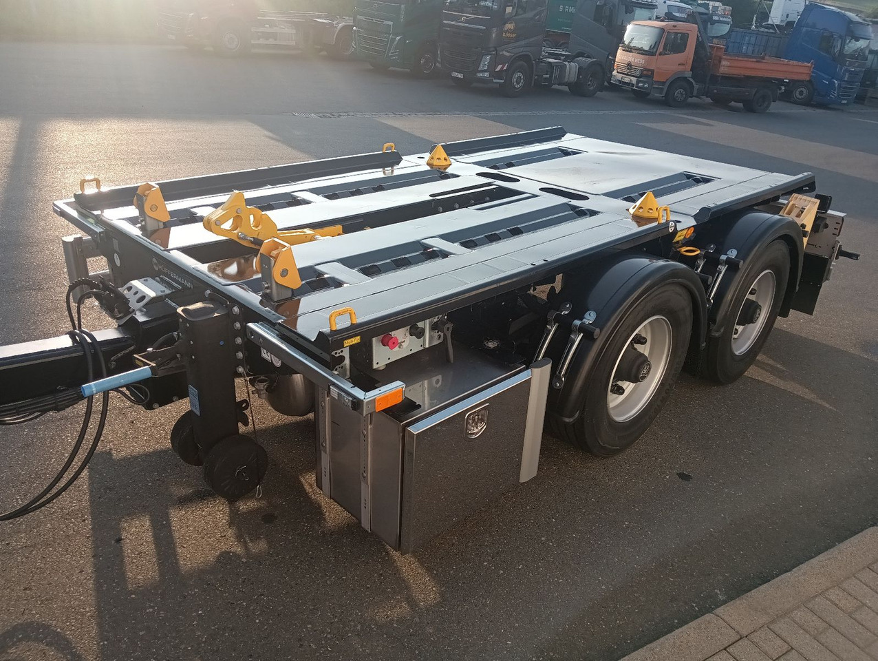 Hüffermann 2-ACHS-MINI-CARRIER MULTIFIX verzinkt NEU BPW Hüffermann 2-ACHS-MINI-CARRIER MULTIFIX verzinkt NEU BPW - Kablio/ Skip loader priekaba: foto 2 Hüffermann 2-ACHS-MINI-CARRIER MULTIFIX verzinkt NEU BPW Hüffermann 2-ACHS-MINI-CARRIER MULTIFIX verzinkt NEU BPW - Kablio/ Skip loader priekaba: foto 2