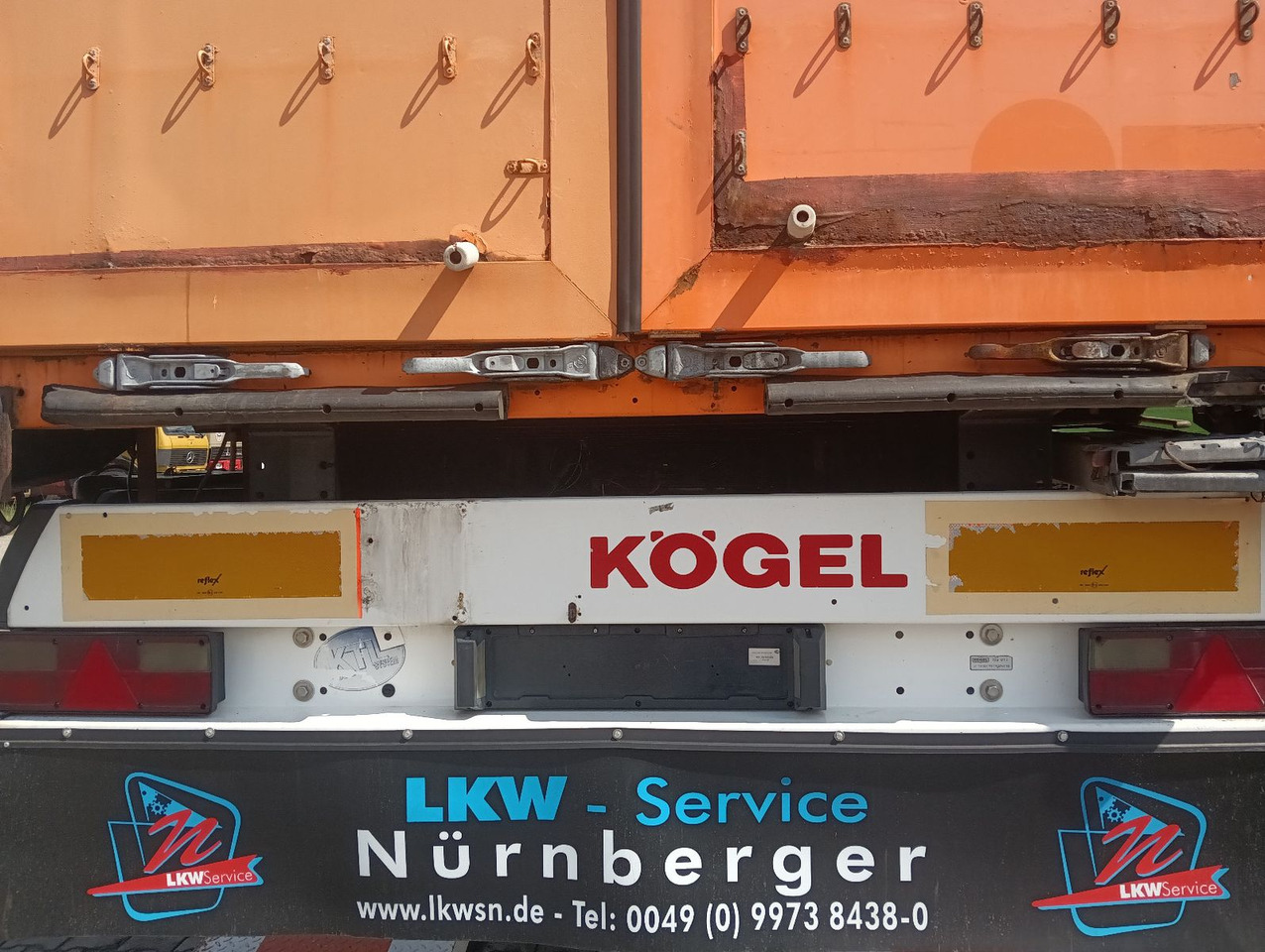 Kögel SN24BORDWANDSIDER EDSCHA BPW Disc Lift Portaltür - Tentinė puspriekabė: foto 4 Kögel SN24BORDWANDSIDER EDSCHA BPW Disc Lift Portaltür - Tentinė puspriekabė: foto 4