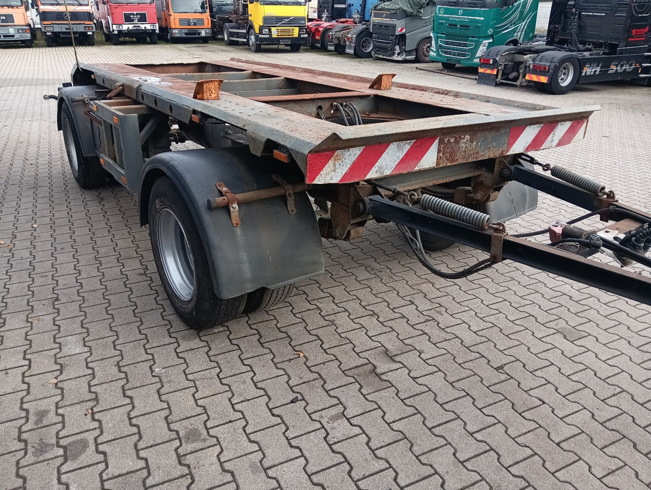 Meiller MEILLER HKM A18AbsetzContainer BPW TÜV Reifen70% - Kablio/ Skip loader priekaba: foto 5 Meiller MEILLER HKM A18AbsetzContainer BPW TÜV Reifen70% - Kablio/ Skip loader priekaba: foto 5