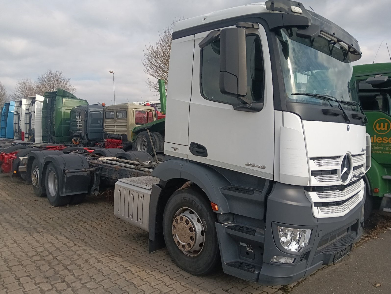 Mercedes-Benz ANTOS 2545 6x2 Lenkachse Luft/Luft PTO AHK - Važiuoklės sunkvežimis: foto 2 Mercedes-Benz ANTOS 2545 6x2 Lenkachse Luft/Luft PTO AHK - Važiuoklės sunkvežimis: foto 2