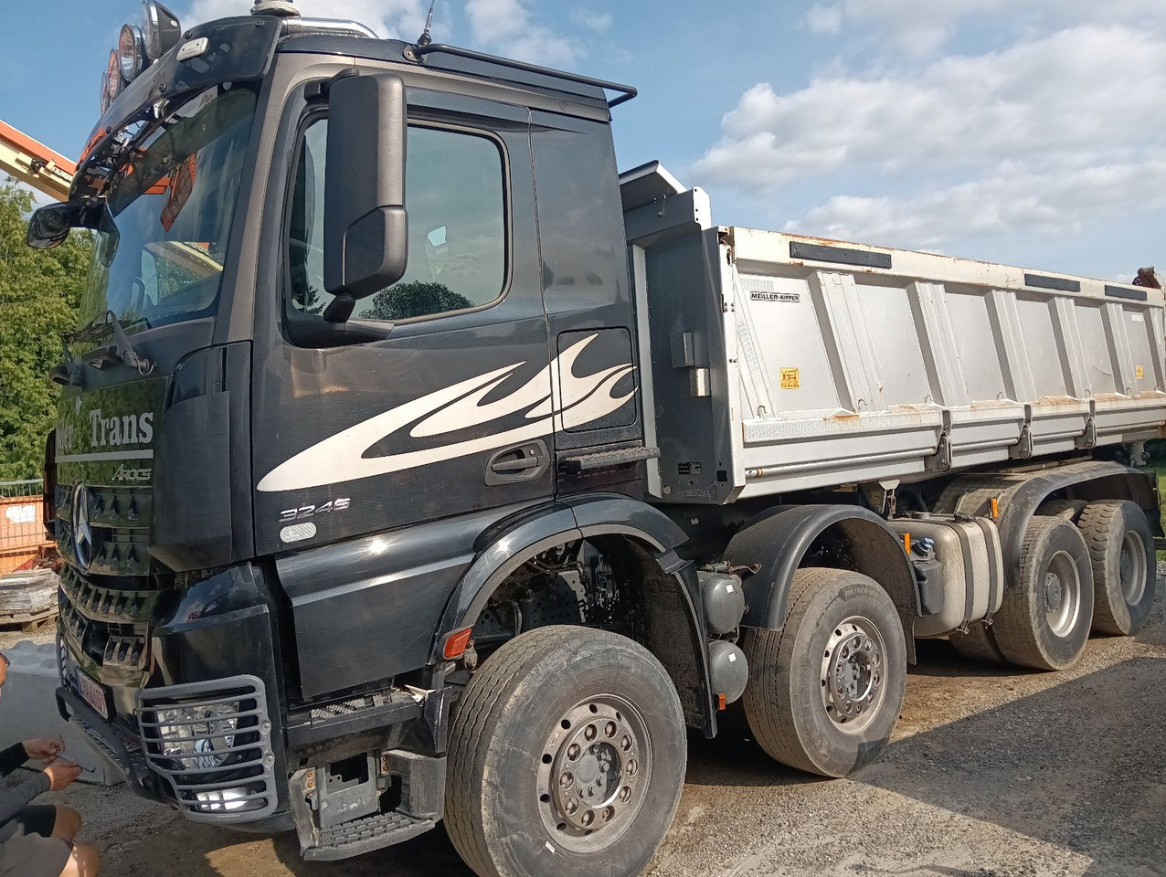 Mercedes-Benz AROCS 3246 8x4 MEILLER 3-Seiten Bordmatic SCHALT - Savivartis sunkvežimis: foto 1 Mercedes-Benz AROCS 3246 8x4 MEILLER 3-Seiten Bordmatic SCHALT - Savivartis sunkvežimis: foto 1