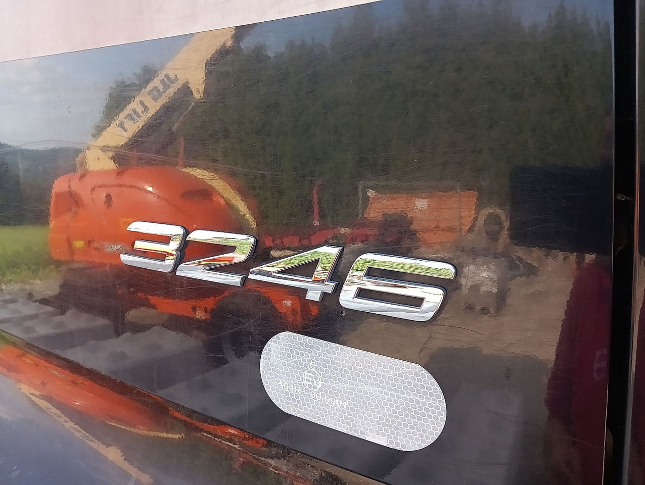 Mercedes-Benz AROCS 3246 8x4 MEILLER 3-Seiten Bordmatic SCHALT - Savivartis sunkvežimis: foto 2 Mercedes-Benz AROCS 3246 8x4 MEILLER 3-Seiten Bordmatic SCHALT - Savivartis sunkvežimis: foto 2