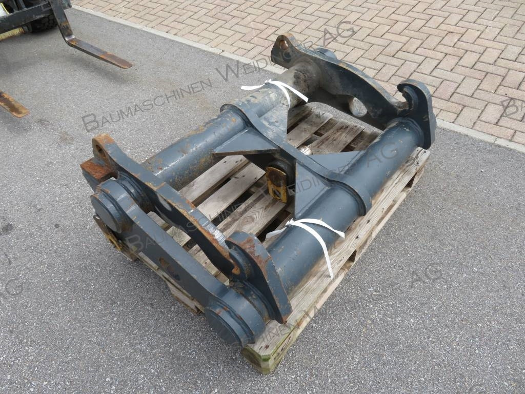 Volvo Adapter Aufnahme Volvo L60-L150 - Ratinis krautuvas: foto 5 Volvo Adapter Aufnahme Volvo L60-L150 - Ratinis krautuvas: foto 5