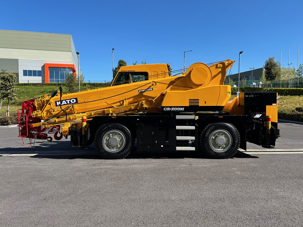 KATO CR-200Ri - 20 Ton City Crane - Like New Consition - Autokranas: foto 4 KATO CR-200Ri - 20 Ton City Crane - Like New Consition - Autokranas: foto 4