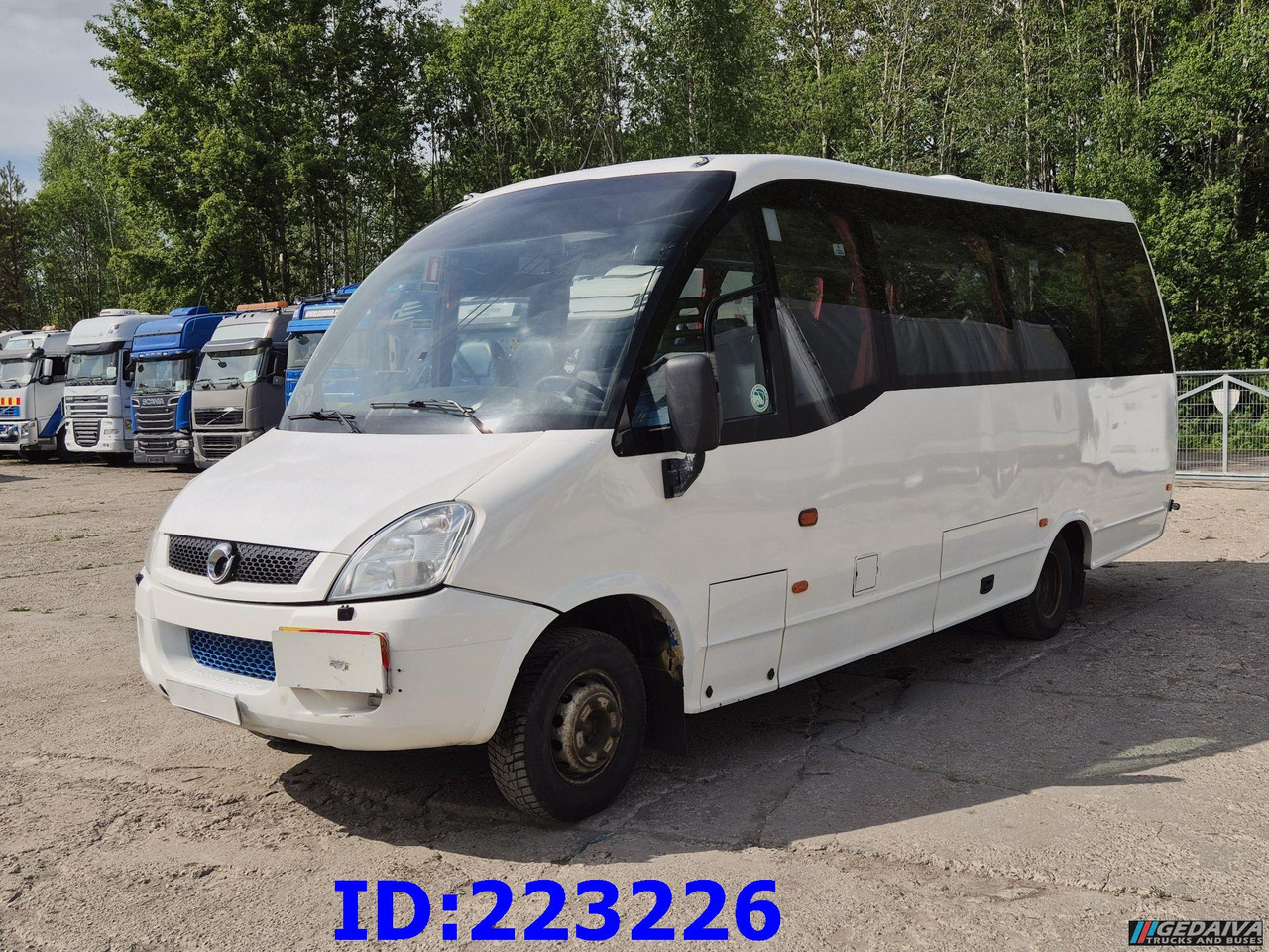IVECO Daily 70C17A 25-seater Euro5 - Turistinis autobusas: foto 1 IVECO Daily 70C17A 25-seater Euro5 - Turistinis autobusas: foto 1