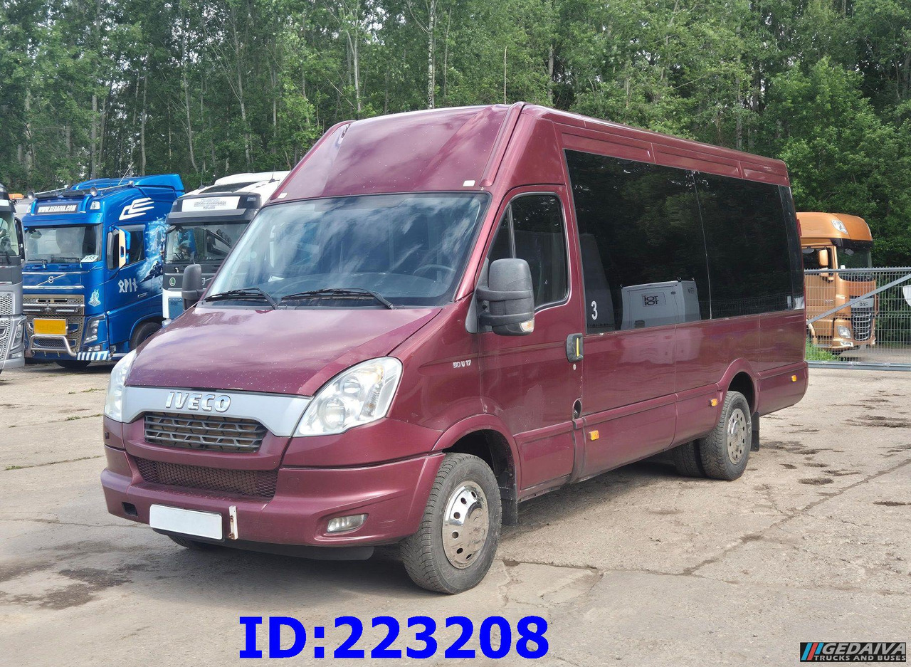 IVECO Daily Avestark 17-seater - Turistinis autobusas: foto 1 IVECO Daily Avestark 17-seater - Turistinis autobusas: foto 1