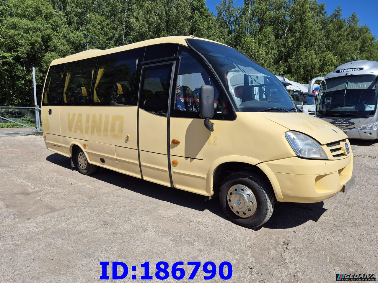 IVECO Wing Daily Tourys 25-seater - Turistinis autobusas: foto 4 IVECO Wing Daily Tourys 25-seater - Turistinis autobusas: foto 4