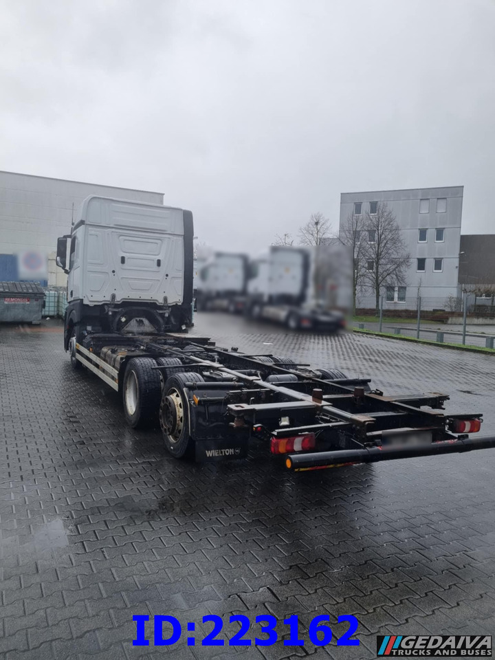 MERCEDES-BENZ Actros 2542 BDF 6x2 Euro6 - Važiuoklės sunkvežimis: foto 5 MERCEDES-BENZ Actros 2542 BDF 6x2 Euro6 - Važiuoklės sunkvežimis: foto 5