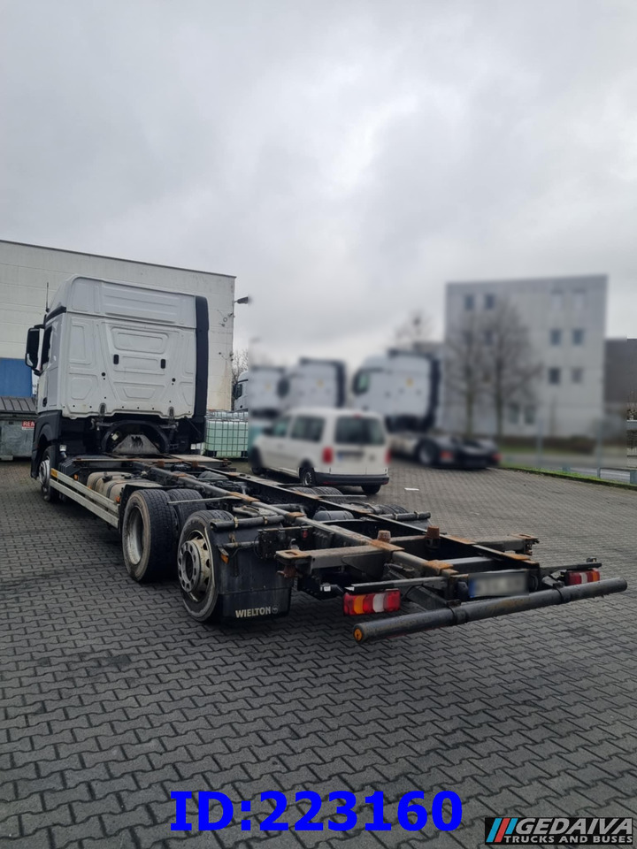 MERCEDES-BENZ Actros 2542 BDF Euro6 - Važiuoklės sunkvežimis: foto 5 MERCEDES-BENZ Actros 2542 BDF Euro6 - Važiuoklės sunkvežimis: foto 5