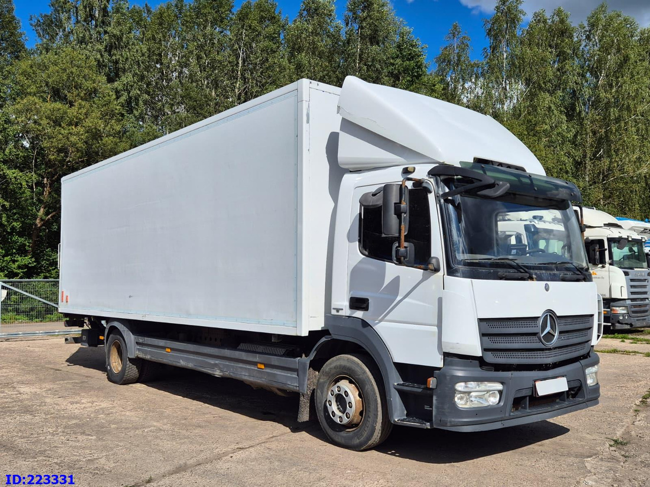 MERCEDES-BENZ Atego 1221 Euro6 (Open side box) - Izoterminis sunkvežimis: foto 4 MERCEDES-BENZ Atego 1221 Euro6 (Open side box) - Izoterminis sunkvežimis: foto 4