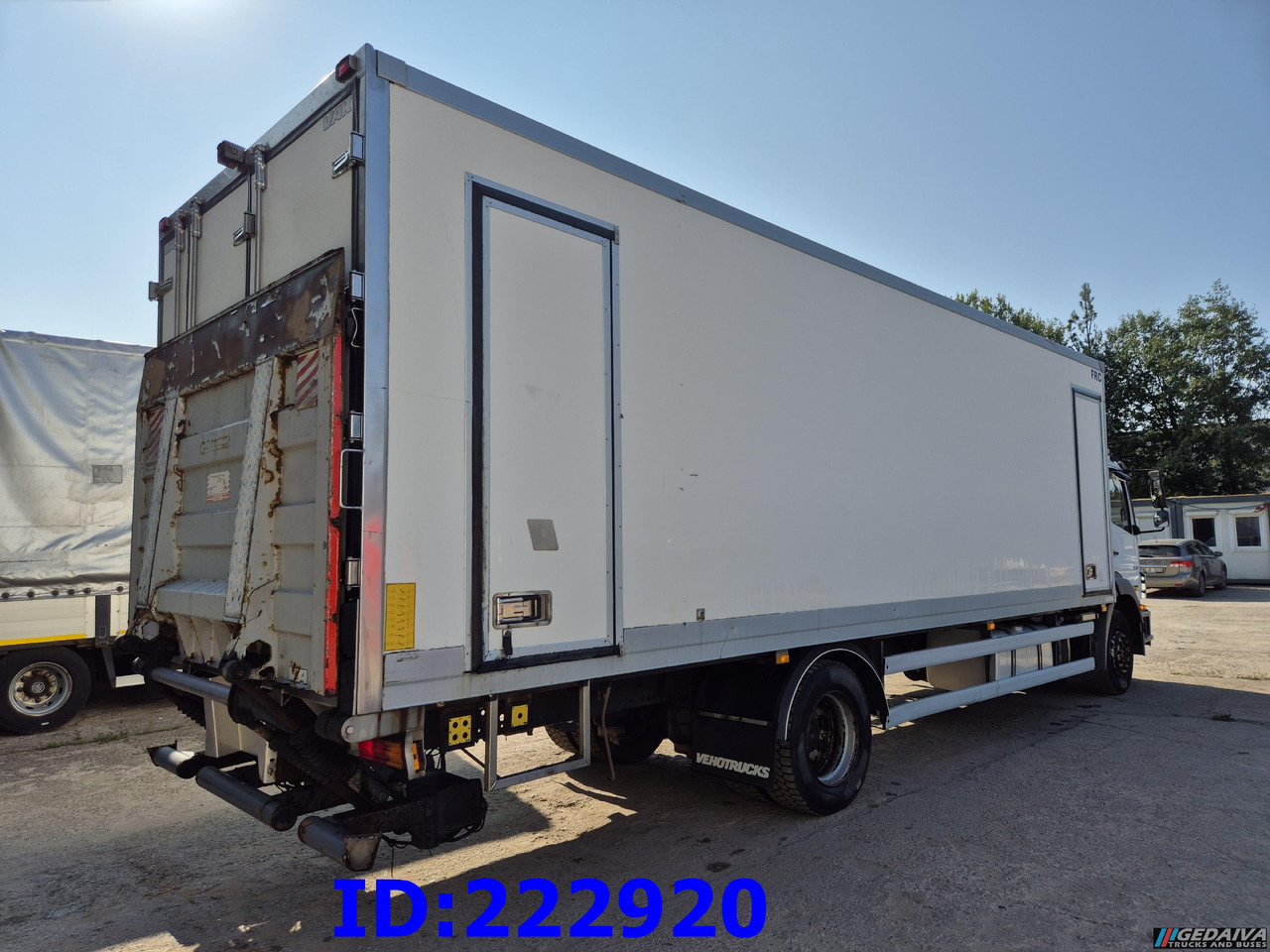MERCEDES-BENZ Axor 1829 Manual + Tail lift - Refrižeratorius sunkvežimis: foto 5 MERCEDES-BENZ Axor 1829 Manual + Tail lift - Refrižeratorius sunkvežimis: foto 5