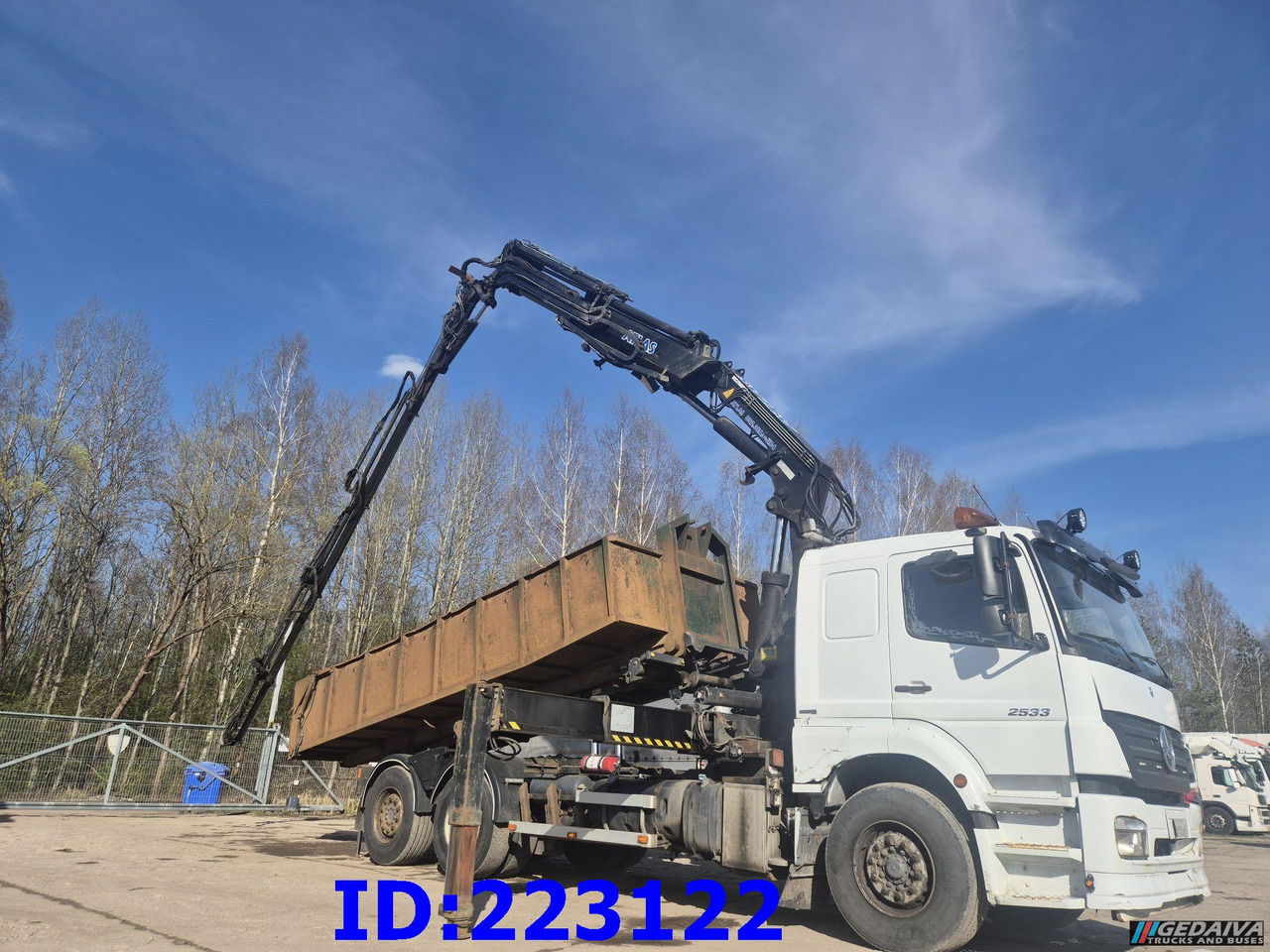 MERCEDES-BENZ Axor 2533 6x2 + Atlas 332.3E Crane - Savivartis sunkvežimis: foto 4 MERCEDES-BENZ Axor 2533 6x2 + Atlas 332.3E Crane - Savivartis sunkvežimis: foto 4