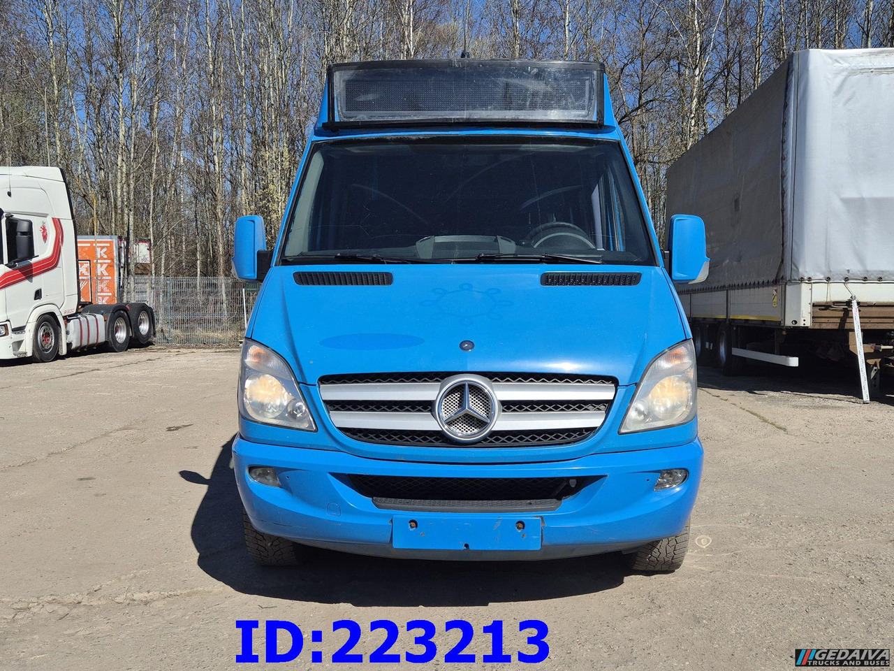 MERCEDES-BENZ Sprinter 316 VIP Euro5 - Turistinis autobusas: foto 2 MERCEDES-BENZ Sprinter 316 VIP Euro5 - Turistinis autobusas: foto 2