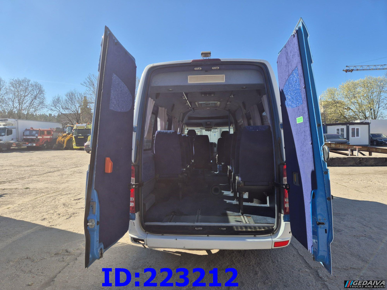 MERCEDES-BENZ Sprinter 316 VIP Euro5 - Turistinis autobusas: foto 5 MERCEDES-BENZ Sprinter 316 VIP Euro5 - Turistinis autobusas: foto 5