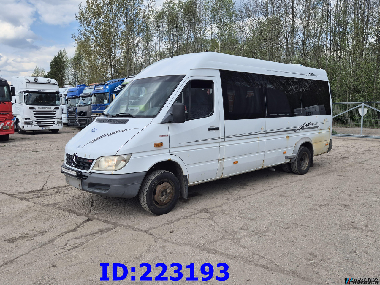 MERCEDES-BENZ Sprinter 416 VIP AC 17-seater - Turistinis autobusas: foto 1 MERCEDES-BENZ Sprinter 416 VIP AC 17-seater - Turistinis autobusas: foto 1