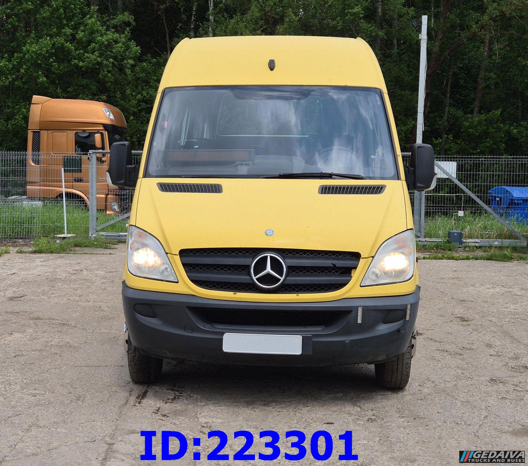 MERCEDES-BENZ Sprinter 515 TRANSFER 23 PLACES - Turistinis autobusas: foto 2 MERCEDES-BENZ Sprinter 515 TRANSFER 23 PLACES - Turistinis autobusas: foto 2