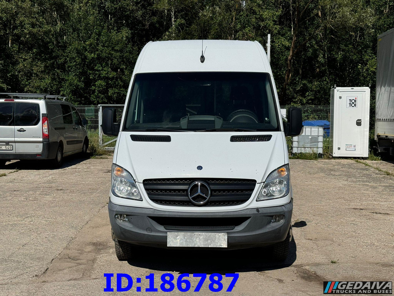 MERCEDES-BENZ Sprinter 516 - 17-seater - Euro5 - Turistinis autobusas: foto 2 MERCEDES-BENZ Sprinter 516 - 17-seater - Euro5 - Turistinis autobusas: foto 2