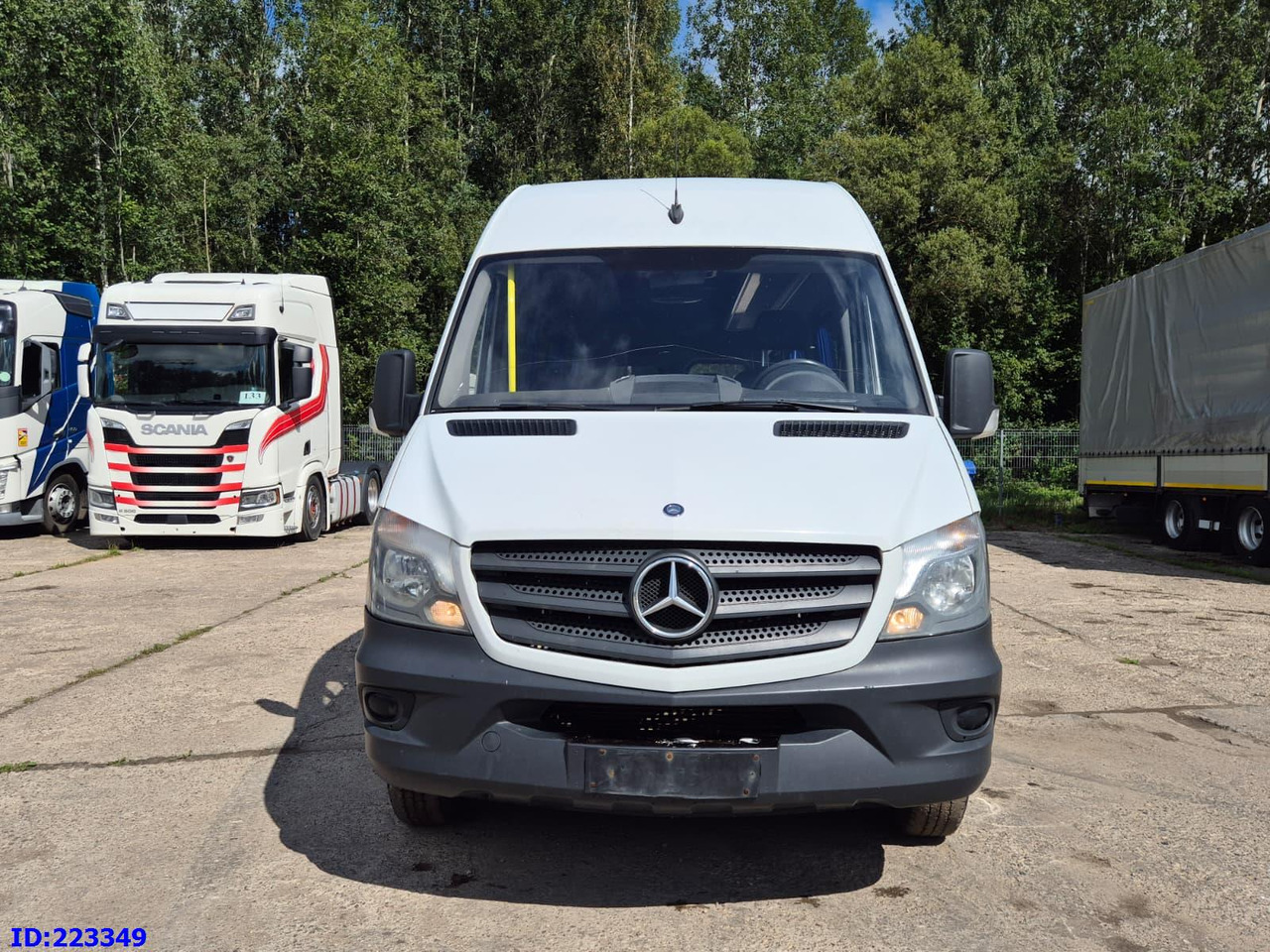 MERCEDES-BENZ Sprinter 516 23 places - Turistinis autobusas: foto 2 MERCEDES-BENZ Sprinter 516 23 places - Turistinis autobusas: foto 2