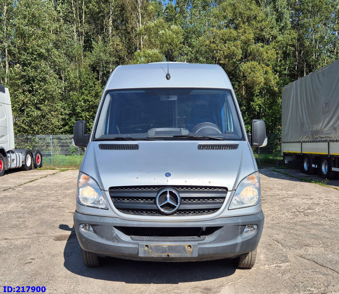 MERCEDES-BENZ Sprinter 516 - VIP - 17 places - Mikroautobusas, Keleivinis furgonas: foto 2 MERCEDES-BENZ Sprinter 516 - VIP - 17 places - Mikroautobusas, Keleivinis furgonas: foto 2