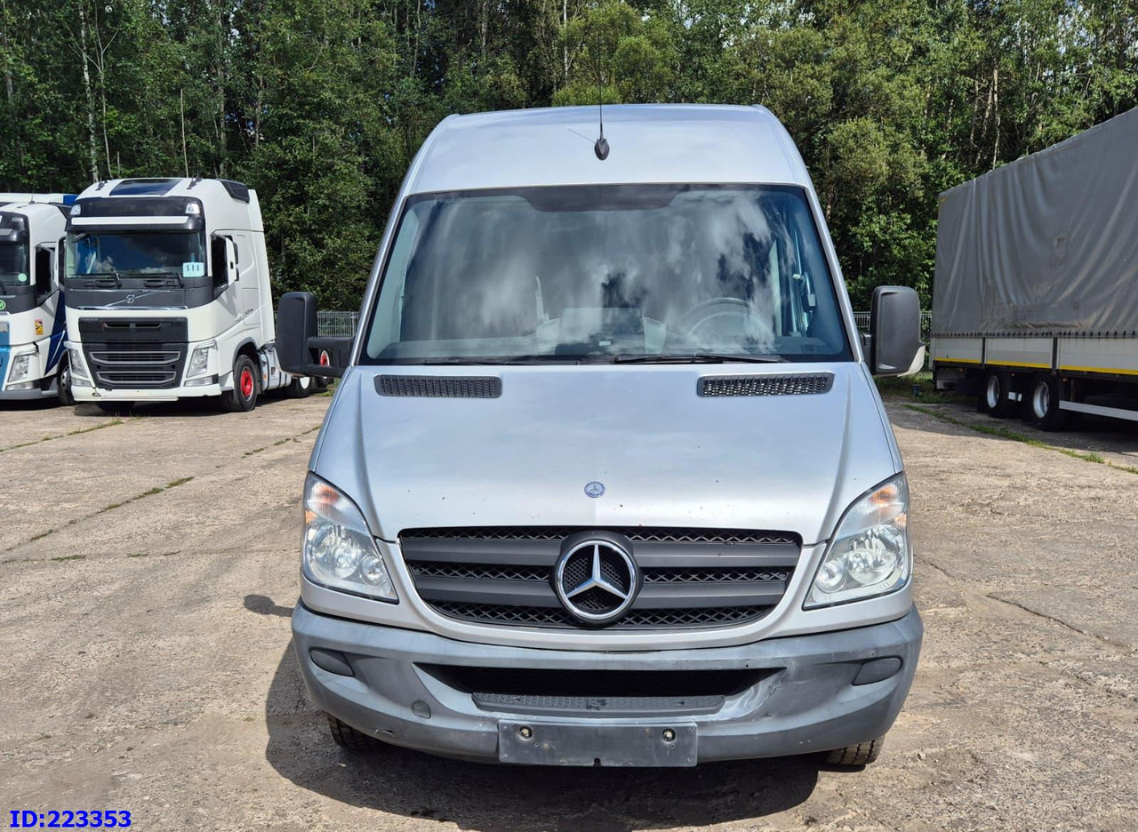 MERCEDES-BENZ Sprinter 518 - 23 Seater - Turistinis autobusas: foto 2 MERCEDES-BENZ Sprinter 518 - 23 Seater - Turistinis autobusas: foto 2