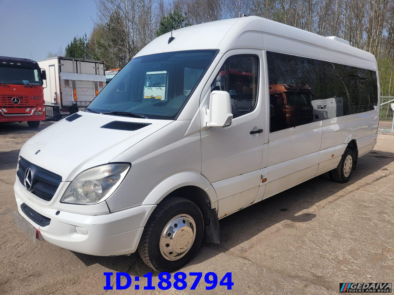 MERCEDES-BENZ Sprinter 518 - Kasten VIP - 20 Seater - Turistinis autobusas: foto 1 MERCEDES-BENZ Sprinter 518 - Kasten VIP - 20 Seater - Turistinis autobusas: foto 1