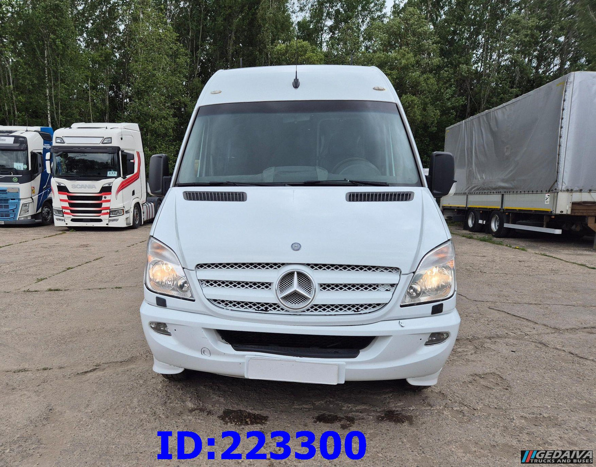 MERCEDES-BENZ Sprinter 518 VIP - 17 Seater - Turistinis autobusas: foto 2 MERCEDES-BENZ Sprinter 518 VIP - 17 Seater - Turistinis autobusas: foto 2