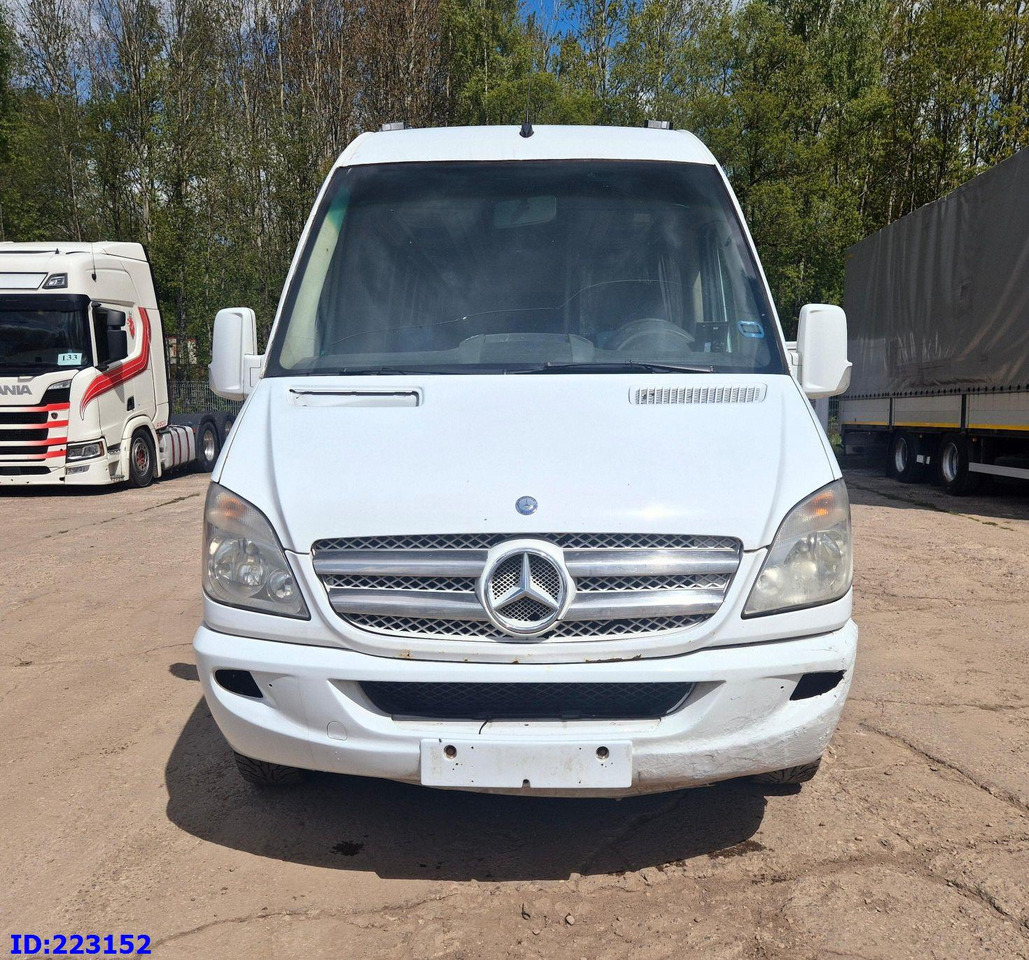 MERCEDES-BENZ Sprinter 518-VIP- 17 places - Turistinis autobusas: foto 2 MERCEDES-BENZ Sprinter 518-VIP- 17 places - Turistinis autobusas: foto 2