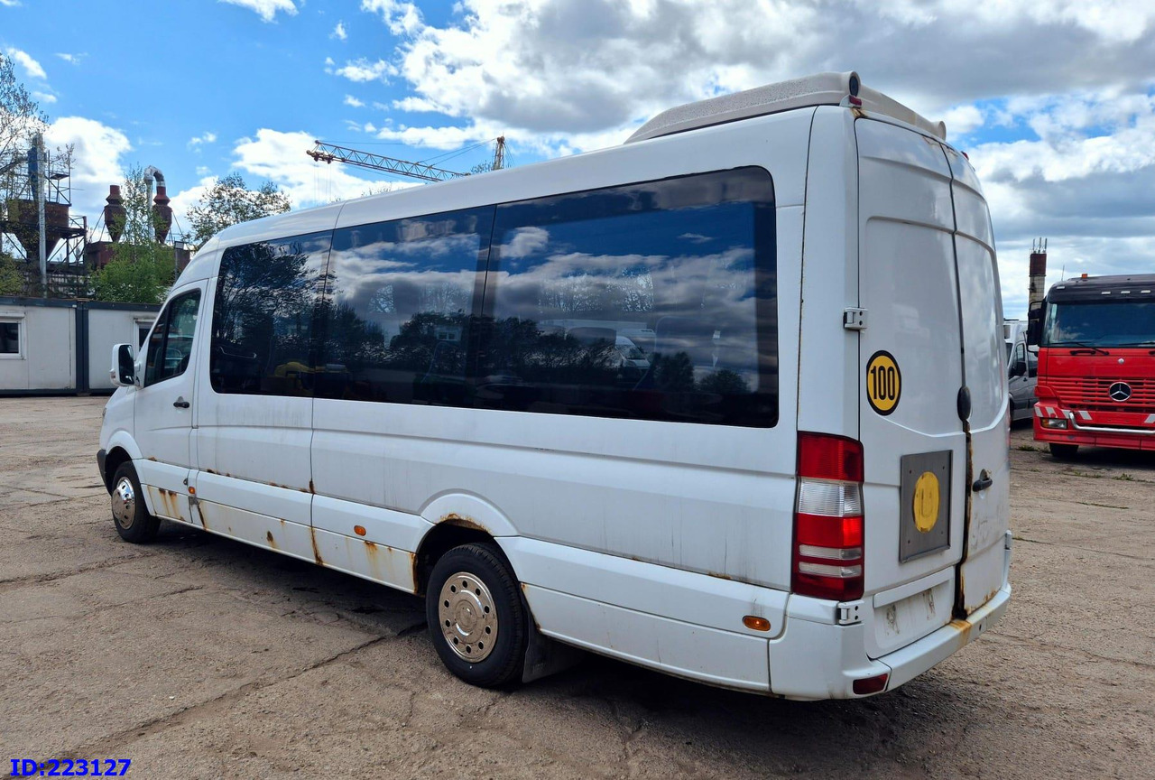 MERCEDES-BENZ Sprinter 518 - VIP -19 Seater - Turistinis autobusas: foto 5 MERCEDES-BENZ Sprinter 518 - VIP -19 Seater - Turistinis autobusas: foto 5