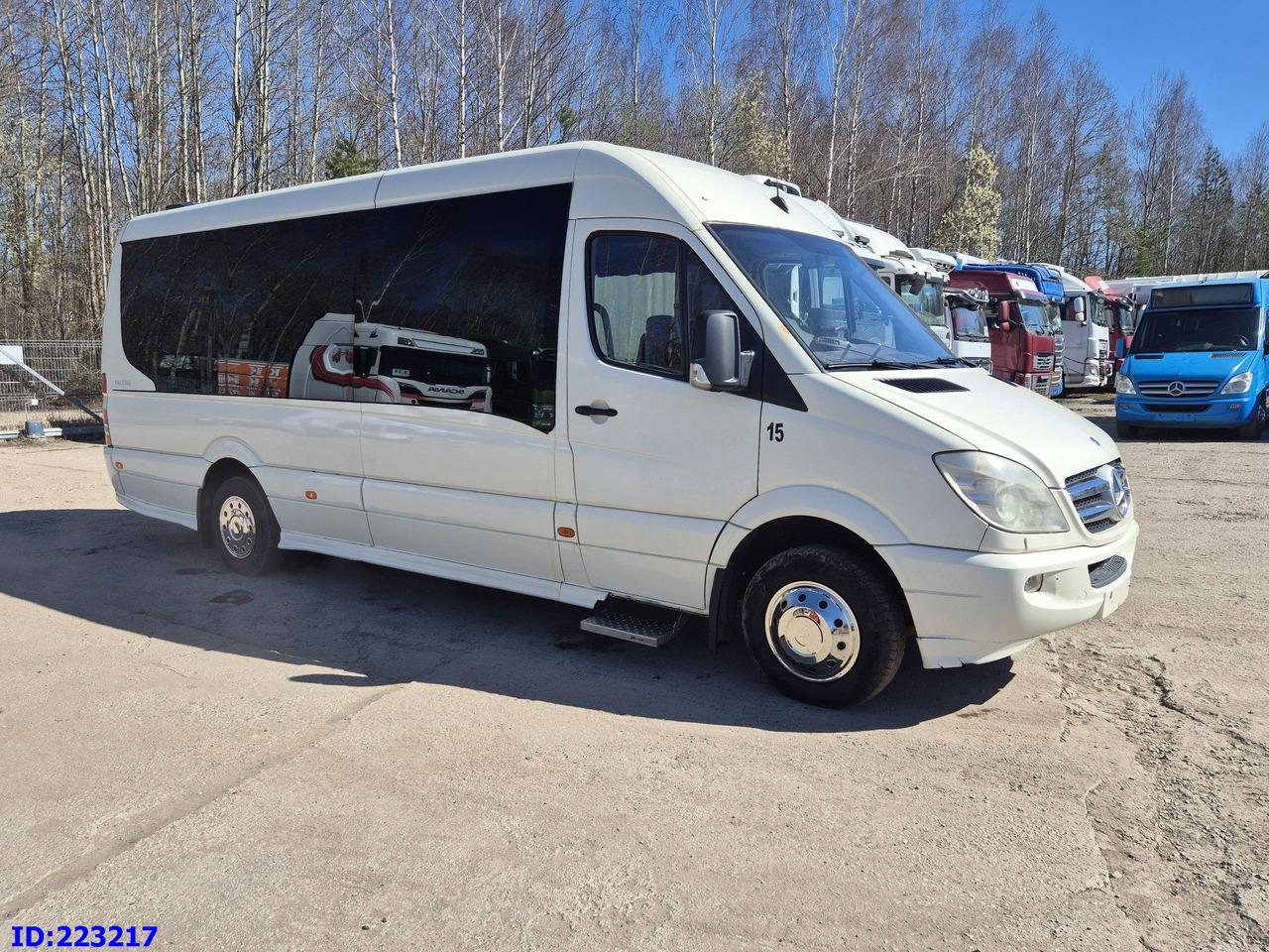 MERCEDES-BENZ Sprinter 518 VIP Prostyle 17-Place (Motor defekt) - Turistinis autobusas: foto 2 MERCEDES-BENZ Sprinter 518 VIP Prostyle 17-Place (Motor defekt) - Turistinis autobusas: foto 2