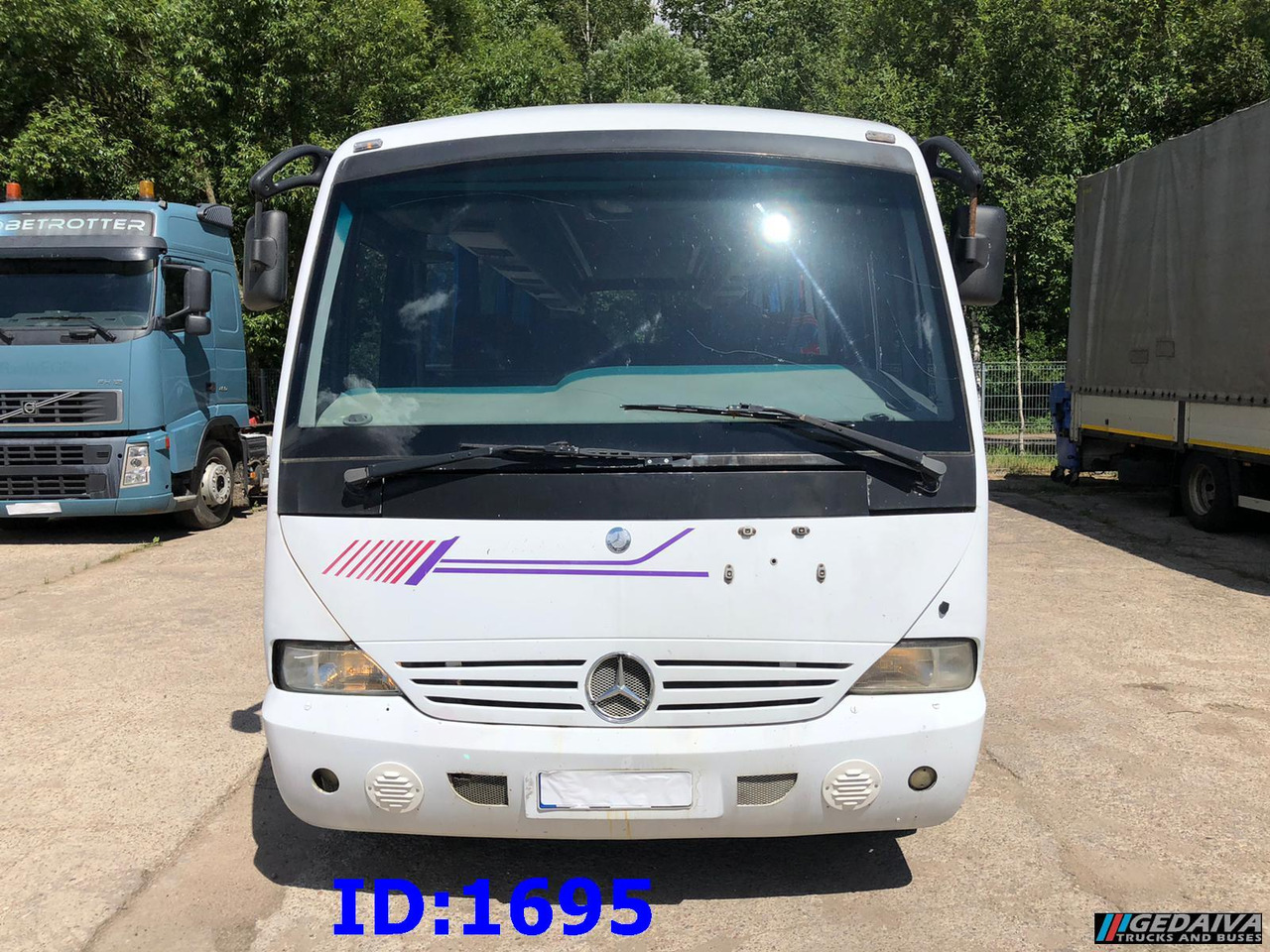 MERCEDES-BENZ Vario Medio 815 30-Seater - Turistinis autobusas: foto 2 MERCEDES-BENZ Vario Medio 815 30-Seater - Turistinis autobusas: foto 2
