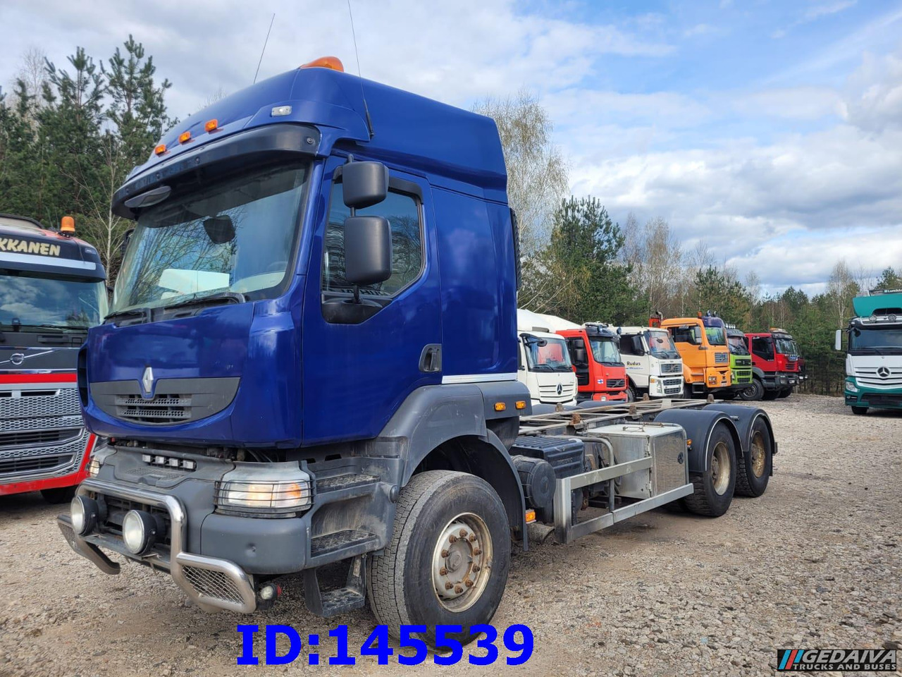 RENAULT Kerax 520HP 6x4 Full steel - Važiuoklės sunkvežimis: foto 1 RENAULT Kerax 520HP 6x4 Full steel - Važiuoklės sunkvežimis: foto 1