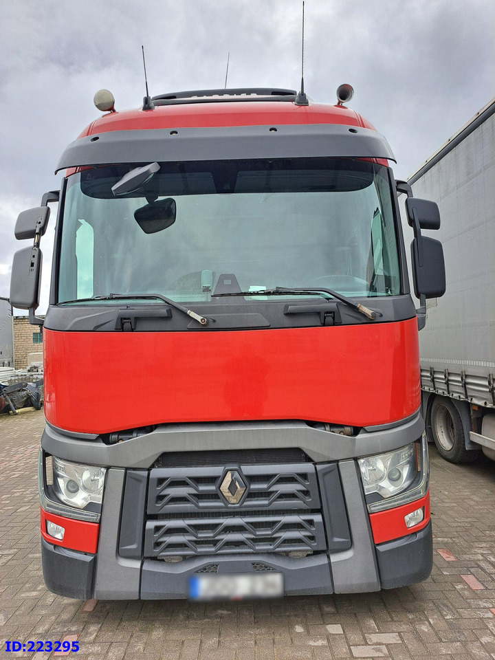 RENAULT T 6x2 Euro 6 Refrigerated + Carrier Supra - Refrižeratorius sunkvežimis: foto 2 RENAULT T 6x2 Euro 6 Refrigerated + Carrier Supra - Refrižeratorius sunkvežimis: foto 2