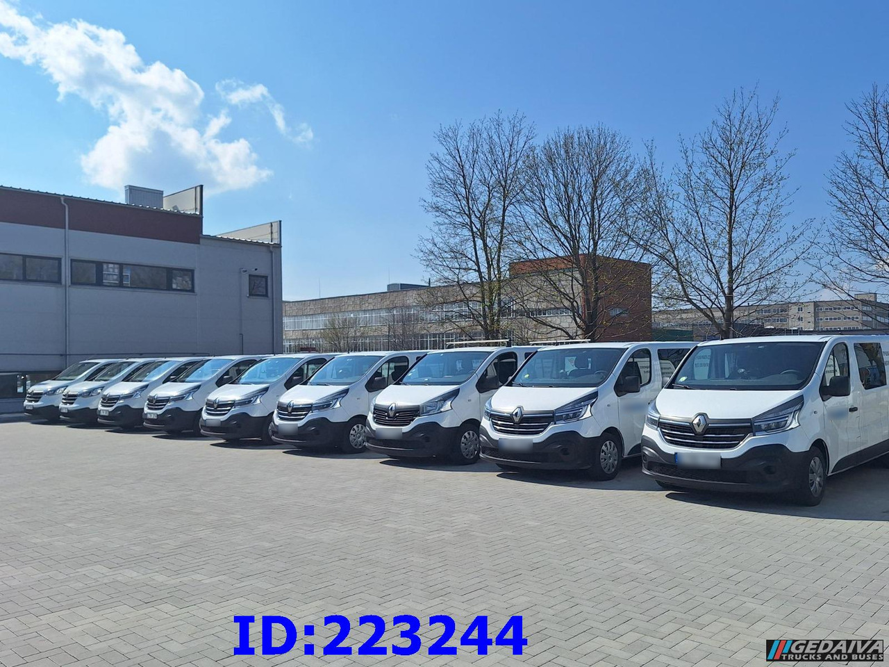 RENAULT Trafic (6pcs. available) - Komercinis automobilis su dviguba kabina: foto 4 RENAULT Trafic (6pcs. available) - Komercinis automobilis su dviguba kabina: foto 4