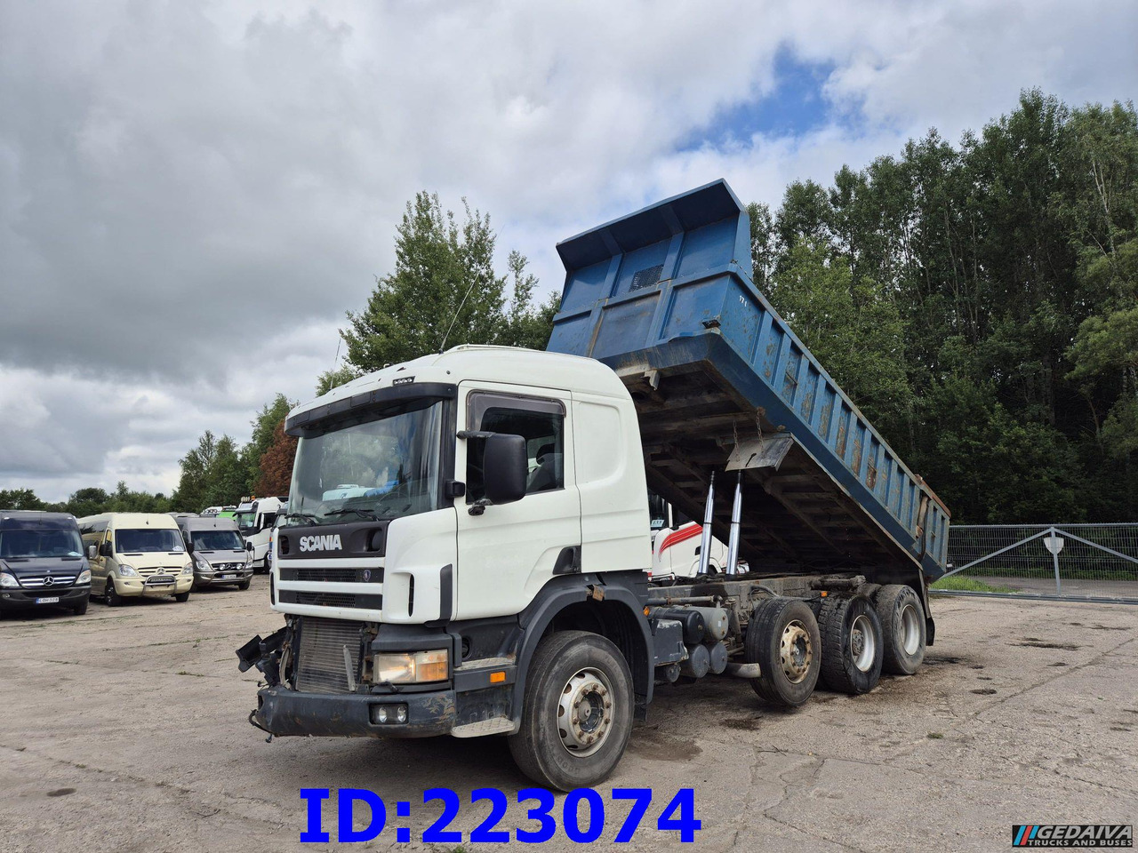 SCANIA 124 8x2 - Manual - Full steel - Savivartis sunkvežimis: foto 1 SCANIA 124 8x2 - Manual - Full steel - Savivartis sunkvežimis: foto 1