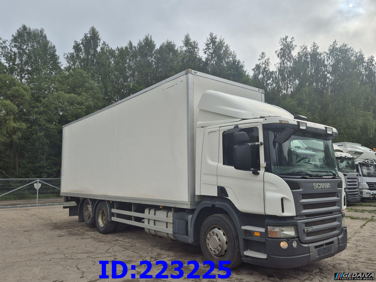 SCANIA P380 6x2 Open side box - Furgonas sunkvežimis: foto 3 SCANIA P380 6x2 Open side box - Furgonas sunkvežimis: foto 3