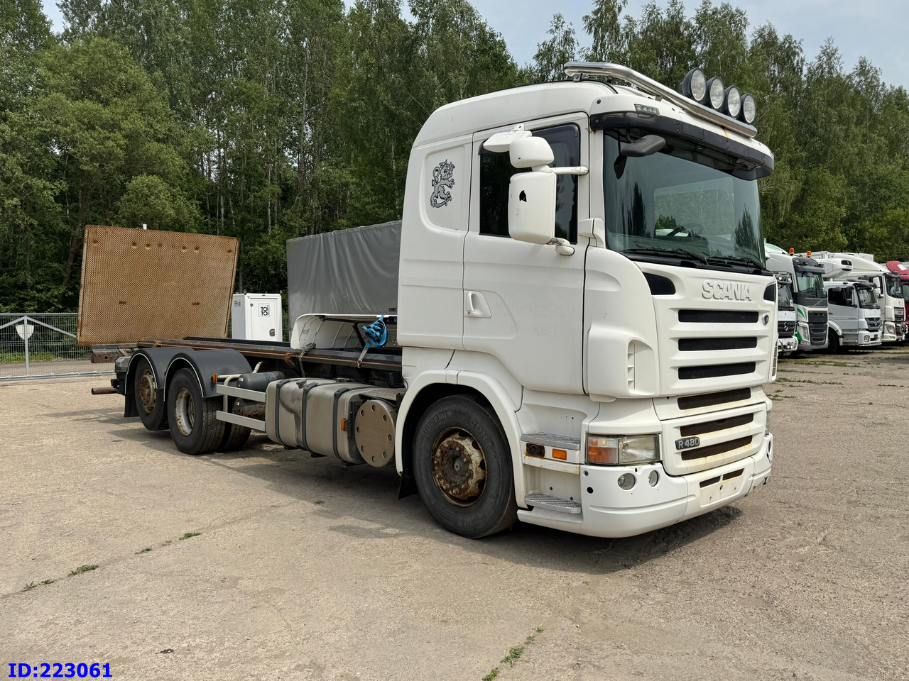 SCANIA R480 6X2 3 Pedals - Važiuoklės sunkvežimis: foto 4 SCANIA R480 6X2 3 Pedals - Važiuoklės sunkvežimis: foto 4